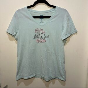 Life is Good Classic Fit V-Neck Blue Cat Print Short Sleeve T-Shirt Size Medium